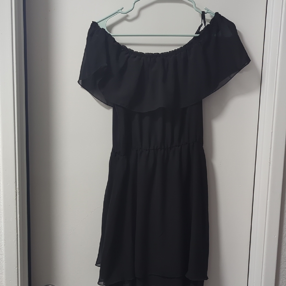 DIVIDED Black Ruffle Off-Shoulder Mini Dress